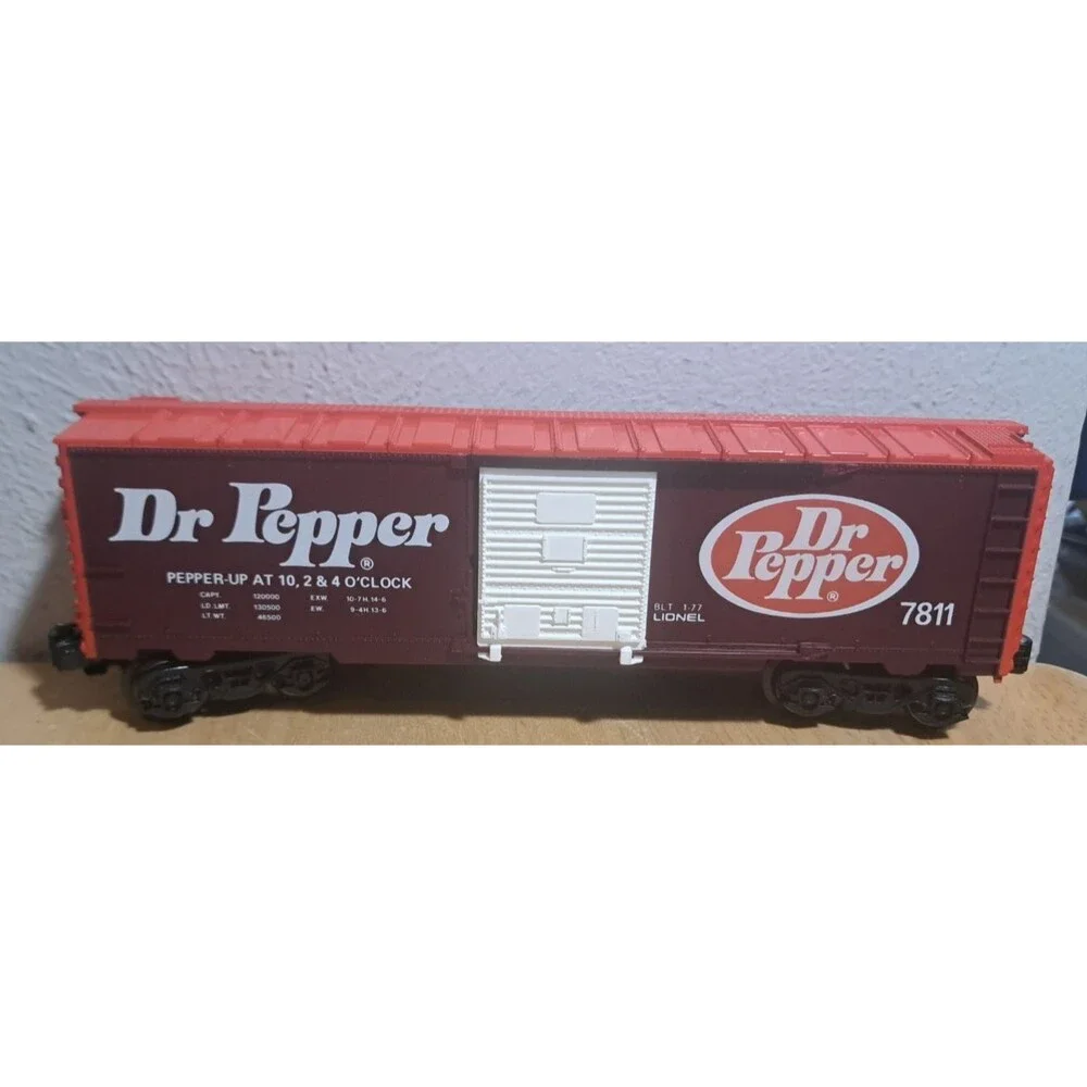 Lionel Dr Pepper Box Car O and O27 Gauge.6-7811